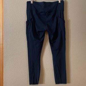 Lululemon Fast and Free High Rise Legging in navy Size 10